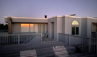 22 E 7TH St, Barnegat Light, NJ 08006