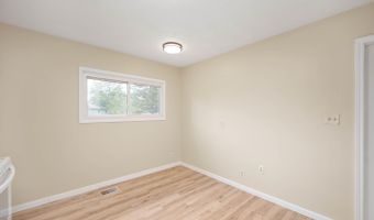 1893 E Downey Ln, Albany, IN 47320