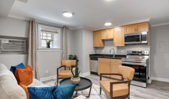 1708 NEWTON St NW 104, Washington, DC 20010