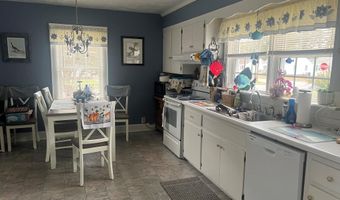 916 N Pembroke Ave, Ahoskie, NC 27910