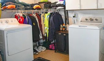 9706 Sterling Ave, Allen Park, MI 48101