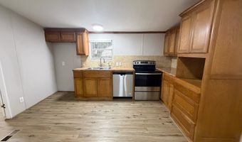 402 E College Ave, Alvarado, TX 76009