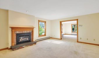 118 Stirling Pl, Burlington, VT 05408