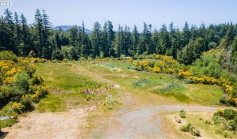 87372 LOIS Ln, Bandon, OR 97411