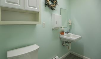 189 Northport Ave, Belfast, ME 04915
