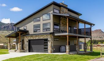 15 Road 6CU, Cody, WY 82414