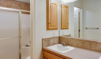 2366 Shoreside Dr, Berthoud, CO 80513