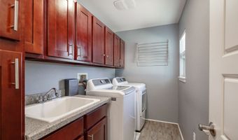 550 Kamaaha Ave 806, Kapolei, HI 96707