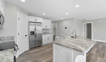 1701 Birch Run, Auburn, IN 46706