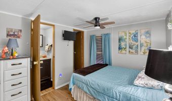 26 Leisure Dr, Auburndale, FL 33823