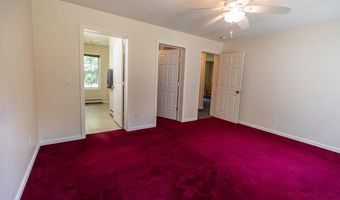 77 Knowles Rd, Belgrade, ME 04917