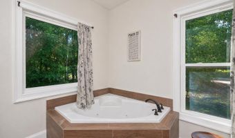 1827 Waterway Dr, Baker, FL 32531