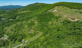 455 Shawnee Rd, Banner Elk, NC 28604