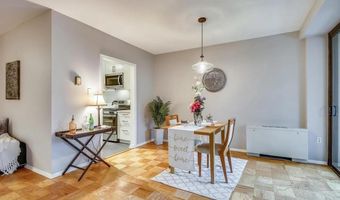 4141 N HENDERSON Rd 322, Arlington, VA 22203