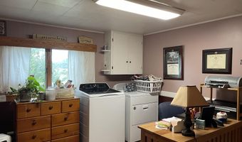 4658 N Croswell Rd, Alma, MI 48801