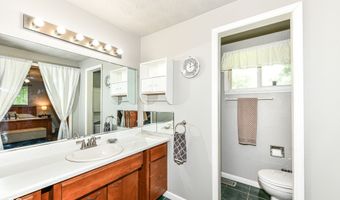 2631 Layton Rd, Anderson, IN 46011