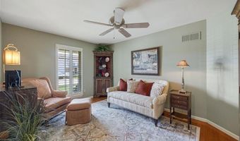 1112 Oak Borough Dr, Ballwin, MO 63021