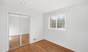 7821 CAYUGA Ave, Bethesda, MD 20817