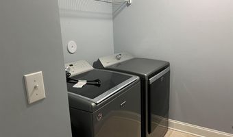 121 Red Bark Ct, Apex, NC 27539