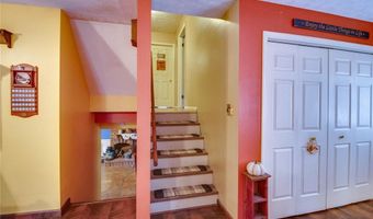 5328 Seminary Rd, Alton, IL 62002