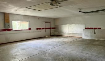 17228 China Gulch Dr, Anderson, CA 96007