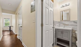 878-880 BROADWAY, Bayonne, NJ 07002