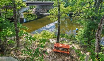 7 Goodrich Falls Rd, Bartlett, NH 03838