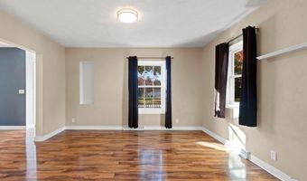 430 E GLENDALE Ave, Appleton, WI 54911