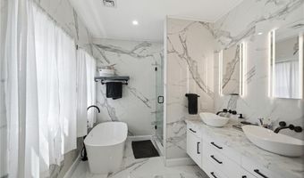 1264 Central Ave, Johnston, RI 02919