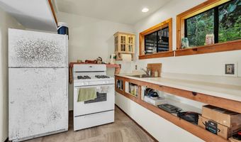 83-5621 HAWAII BELT Rd, Captain Cook, HI 96704