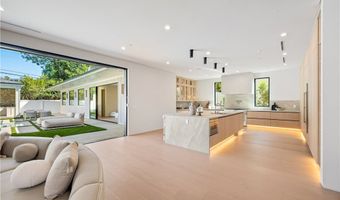 16728 Morrison St, Encino, CA 91436