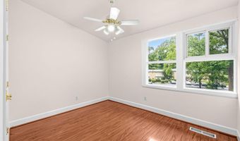 4471 FOREST GLEN Ct, Annandale, VA 22003