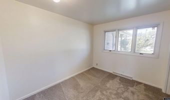 111 Valley Dr, Casper, WY 82604