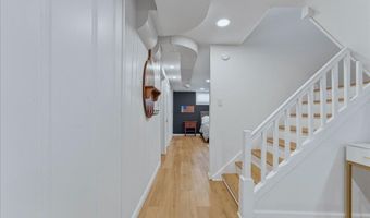 25-27 W 6th St, Bayonne, NJ 07002