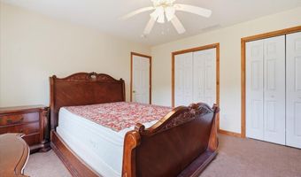 63 Fox Hill Rd, Albrightsville, PA 18210