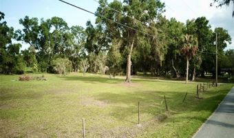 1445 CARTER St, Auburndale, FL 33823