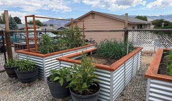 230 Redbird Ln, Challis, ID 83226