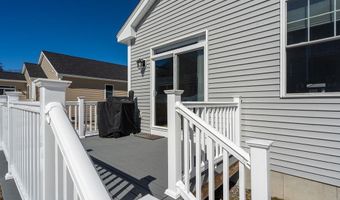 57 Blackstone Dr, Raymond, NH 03077