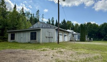 877 Grand Falls Rd, Baileyville, ME 04694