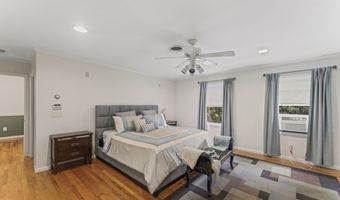 4 Quail Run Dr, Danbury, CT 06811