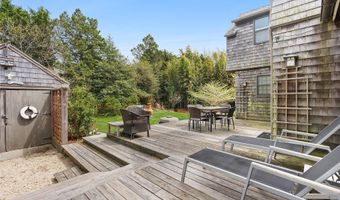 25 Gardiner Dr, Amagansett, NY 11930