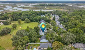 800 PARADISE Ln, Atlantic Beach, FL 32233