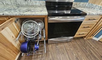 5116 SE Kingfisher Ave, Aberdeen, SD 57401