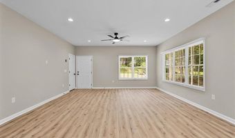 655 Woodland Cir, Asheboro, NC 27203