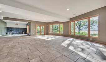 1011 Hwy 15, Armstrong, IA 50514