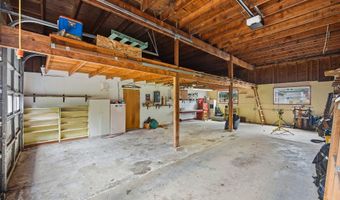830 CHICAGO Ave, Bandon, OR 97411