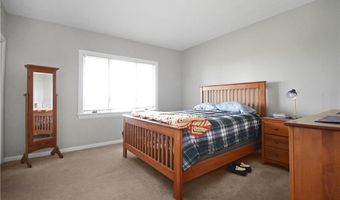 272 N Farm Dr, Bristol, RI 02809