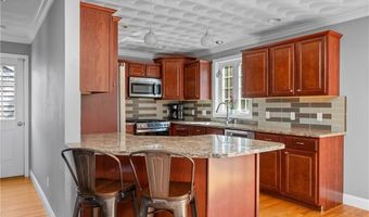 3560 Diamond Hill Rd, Cumberland, RI 02864