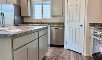 833 Ridgeview St, Belle Fourche, SD 57717