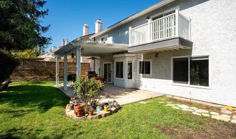 5335 Alfonso Dr, Agoura Hills, CA 91301